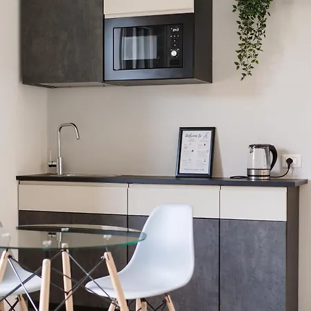 Dieci By Comorooms Como