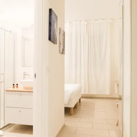 Dieci By Comorooms Lejlighed Como