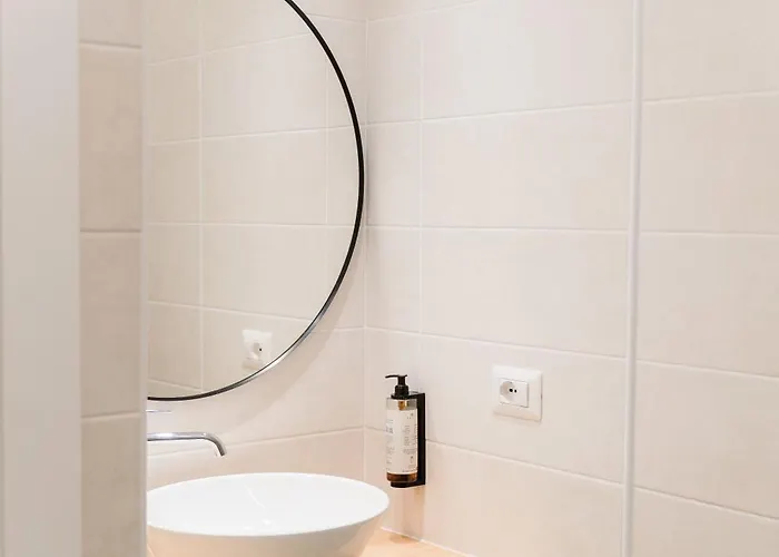 Dieci By Comorooms Appartement