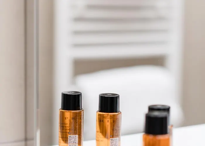 Dieci By Comorooms קומו