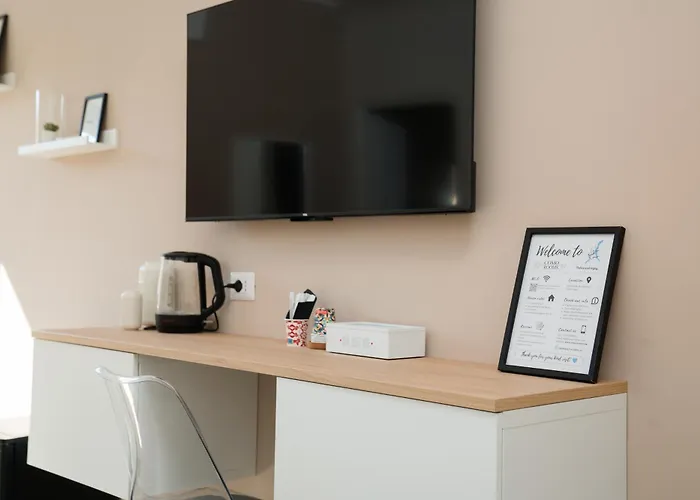 Dieci By Comorooms Apartment