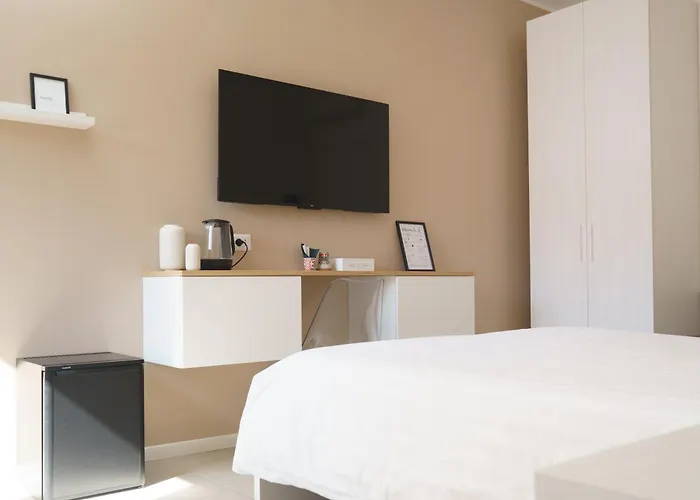 Dieci By Comorooms Apartment