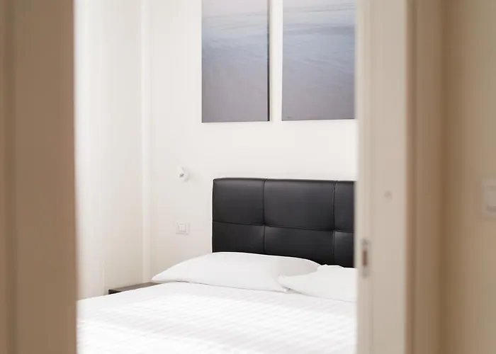 Dieci By Comorooms Como