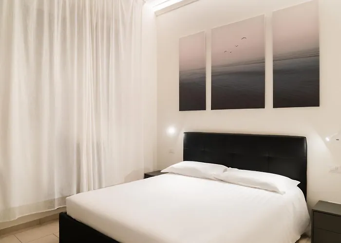 Dieci By Comorooms Apartment *