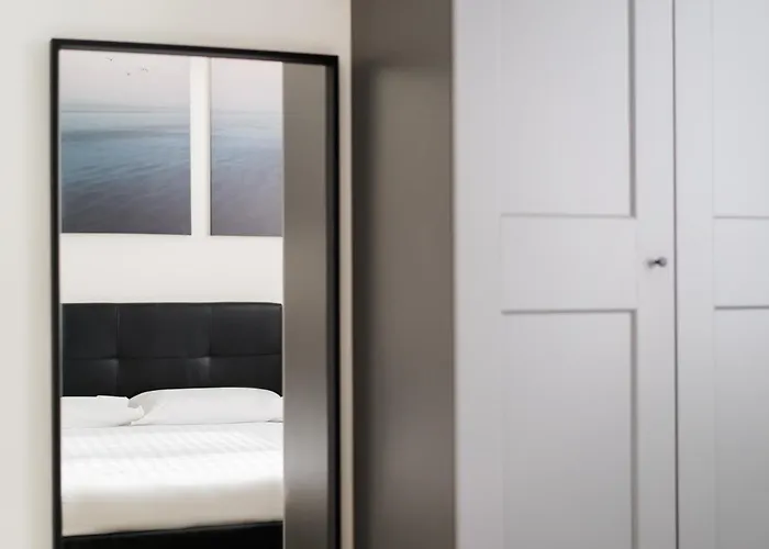 Apartment Dieci By Comorooms Como